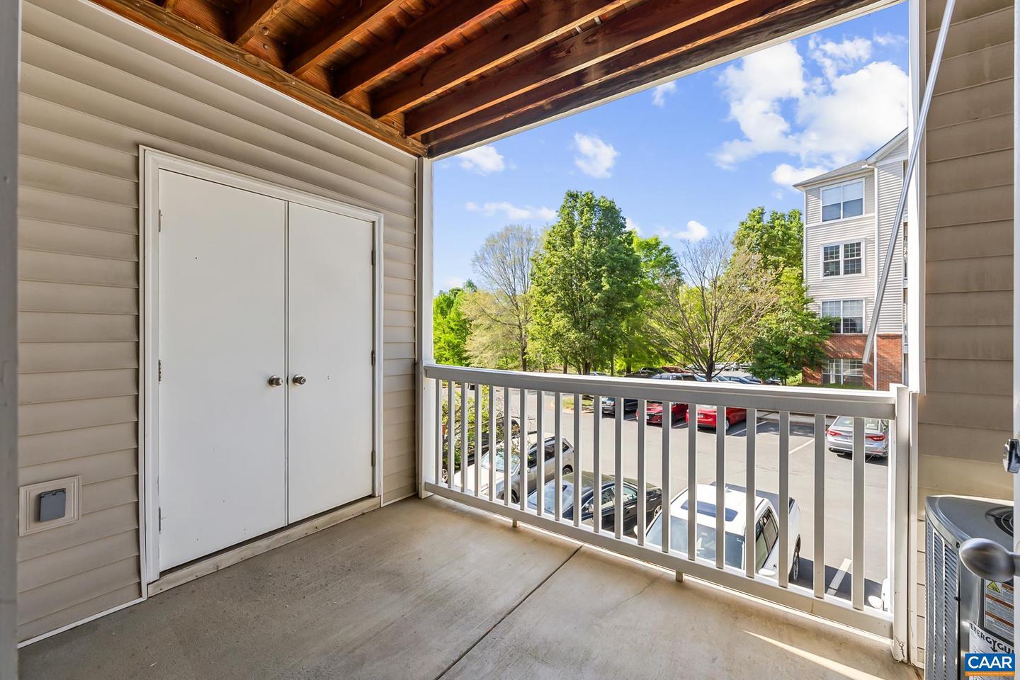 280 Riverbend Dr #2b Property Photo 20