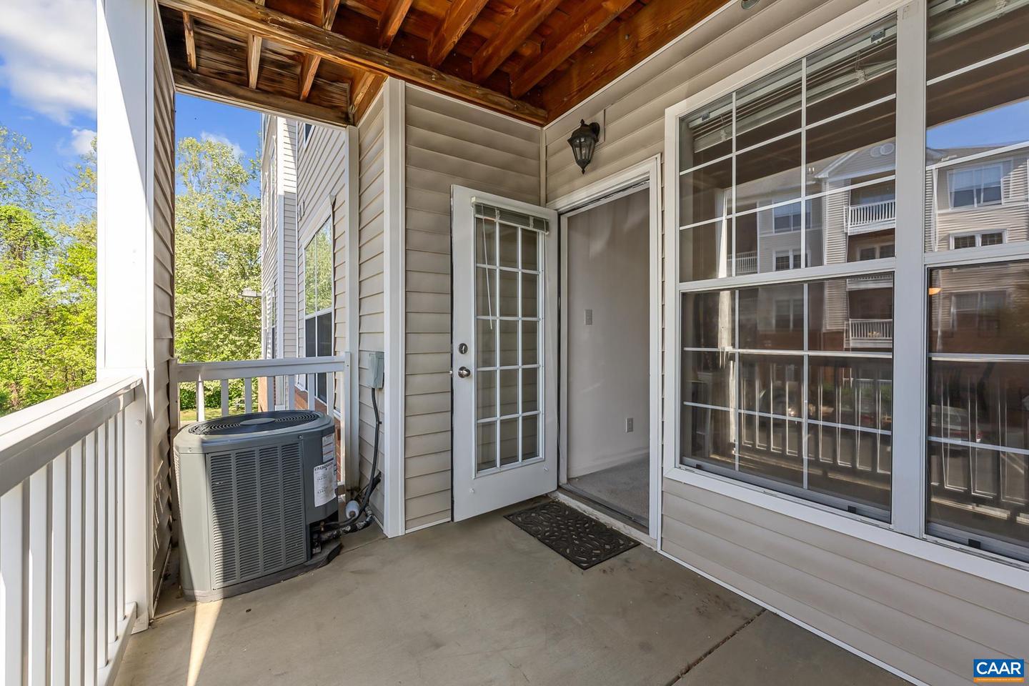 280 Riverbend Dr #2b Property Photo 21