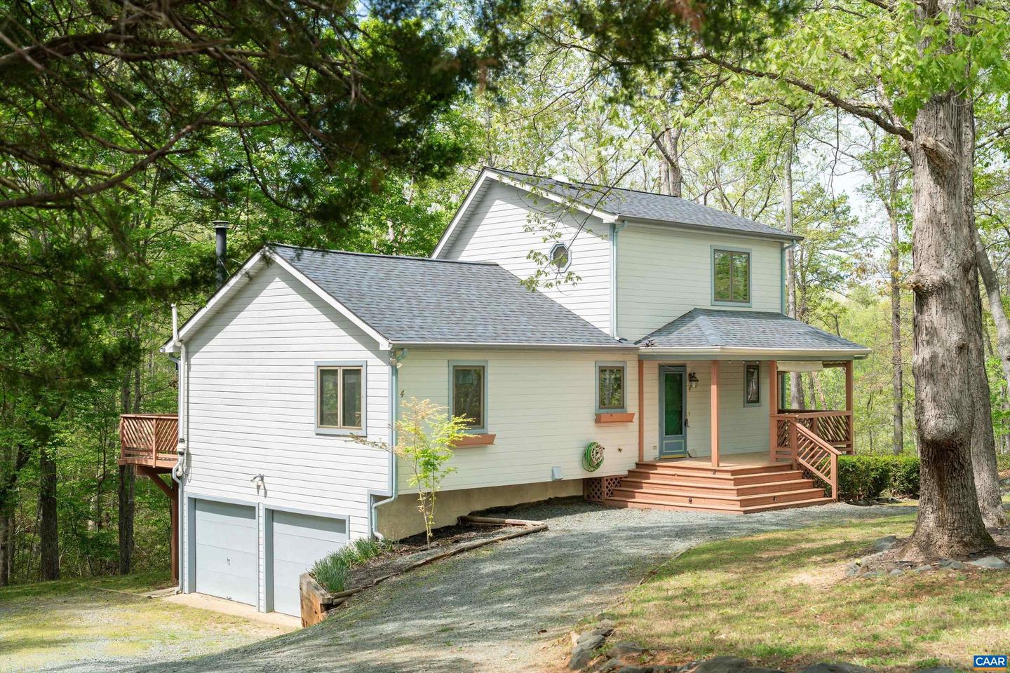 4 Nutwood Cir Property Photo 1