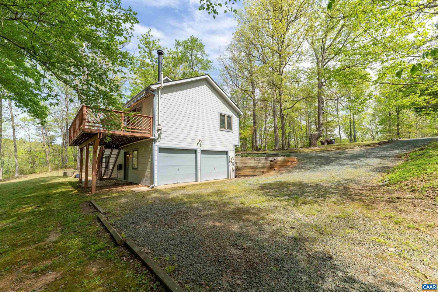 4 Nutwood Cir Property Photo 4