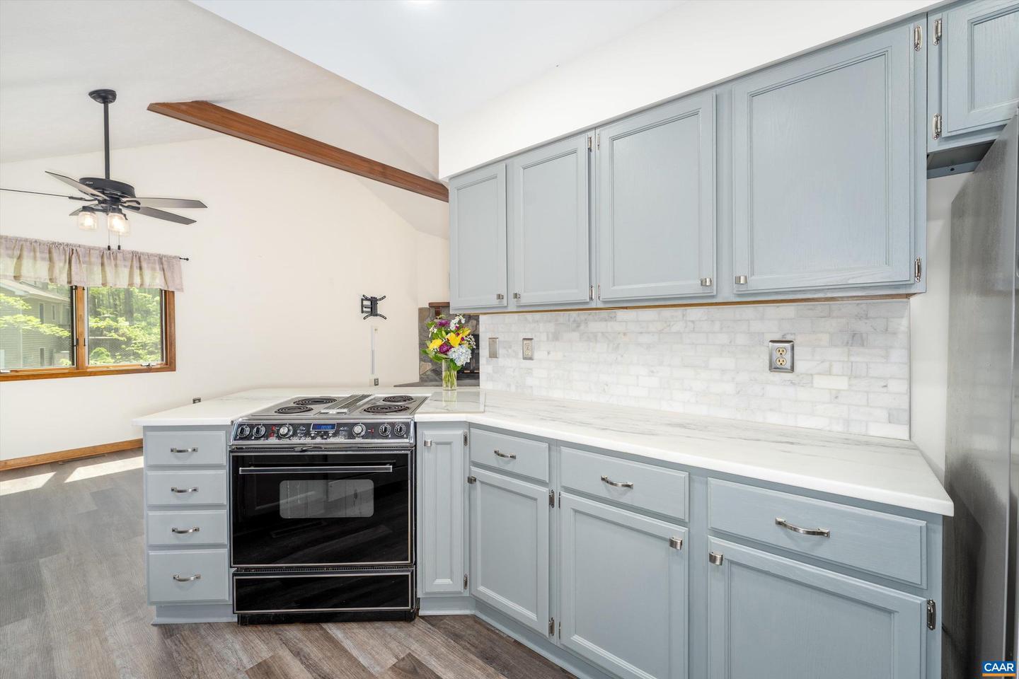 4 Nutwood Cir Property Photo 10