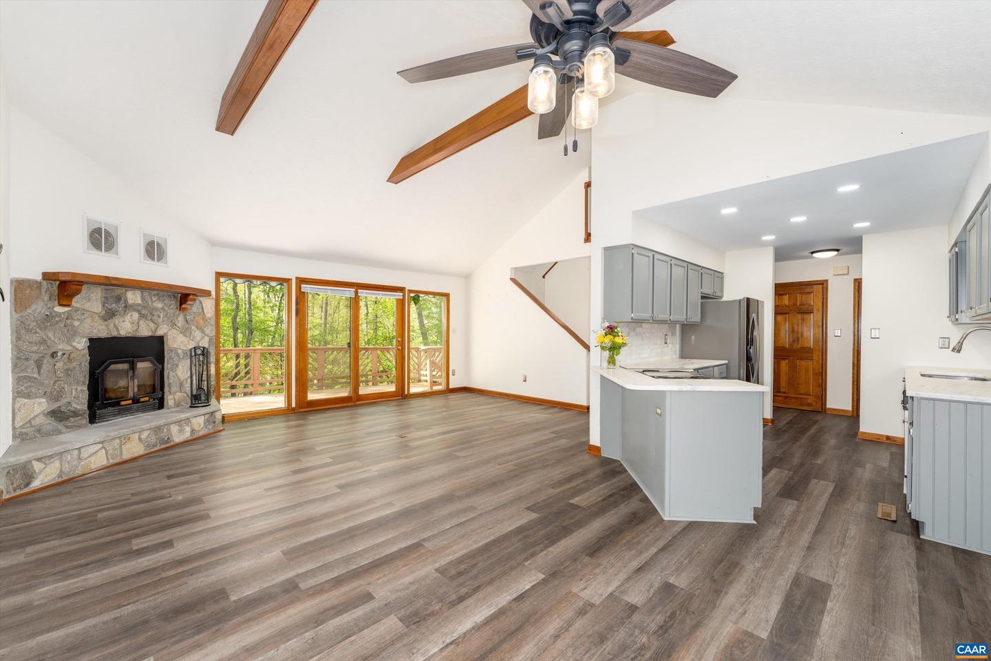 4 Nutwood Cir Property Photo 18