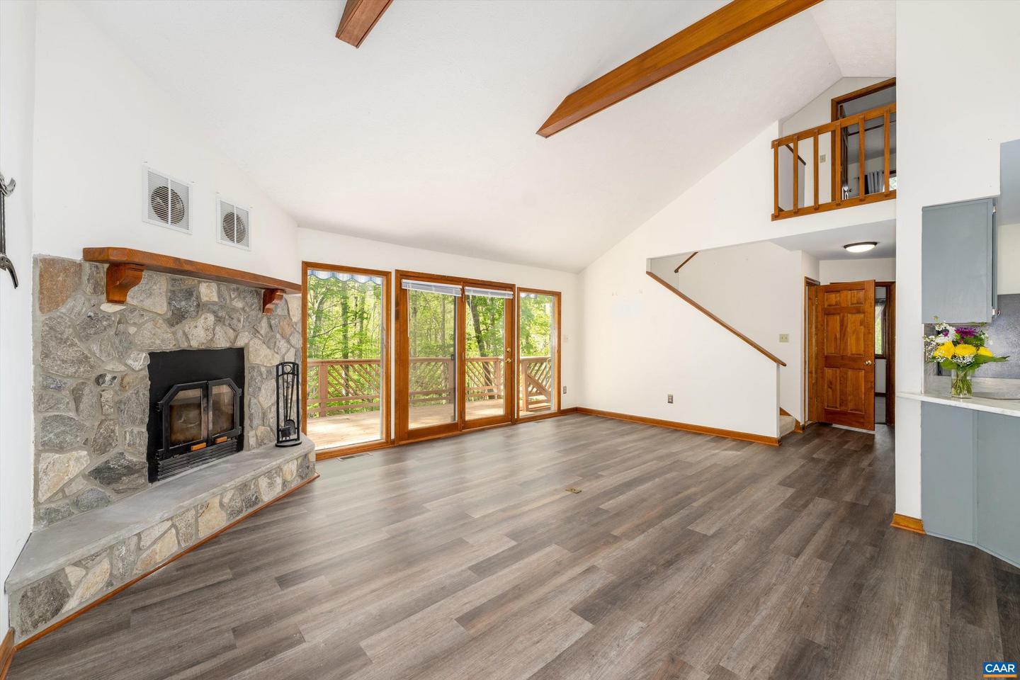 4 Nutwood Cir Property Photo 22