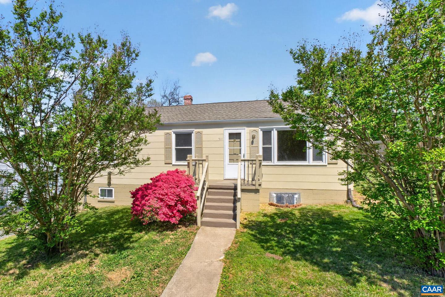 511 Stonehenge Ave Property Photo 1