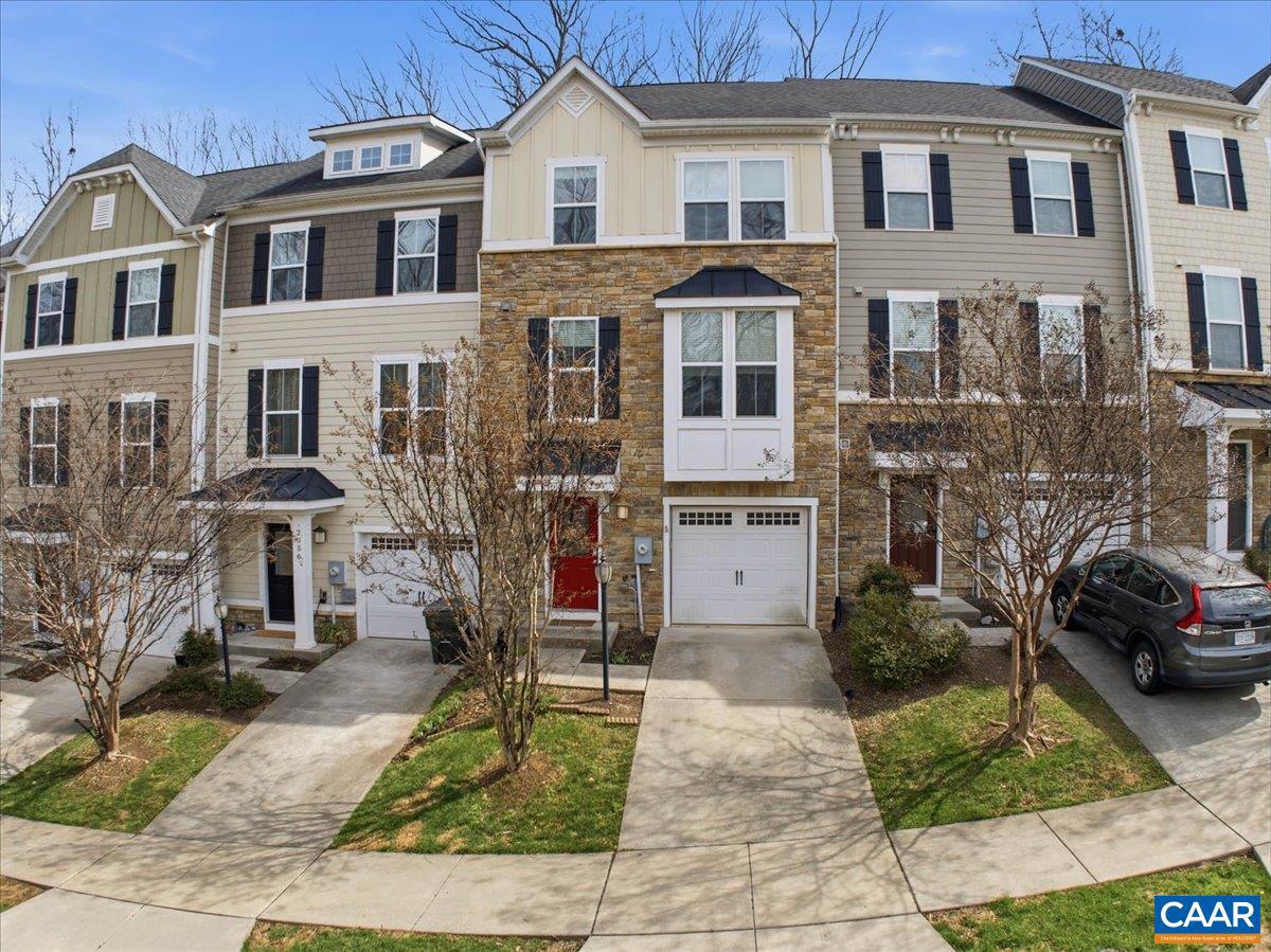 2054 Bethpage Ct #2054 Property Photo 1