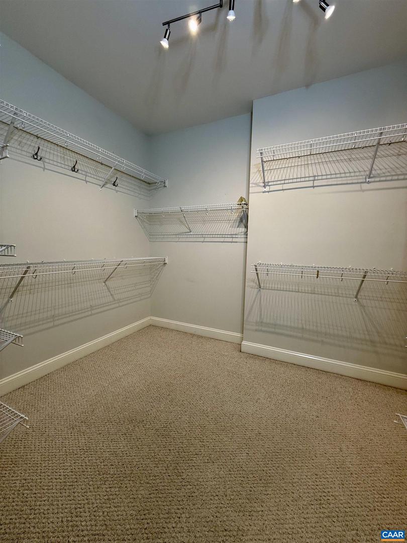1025 E Pelham Dr Property Photo 23