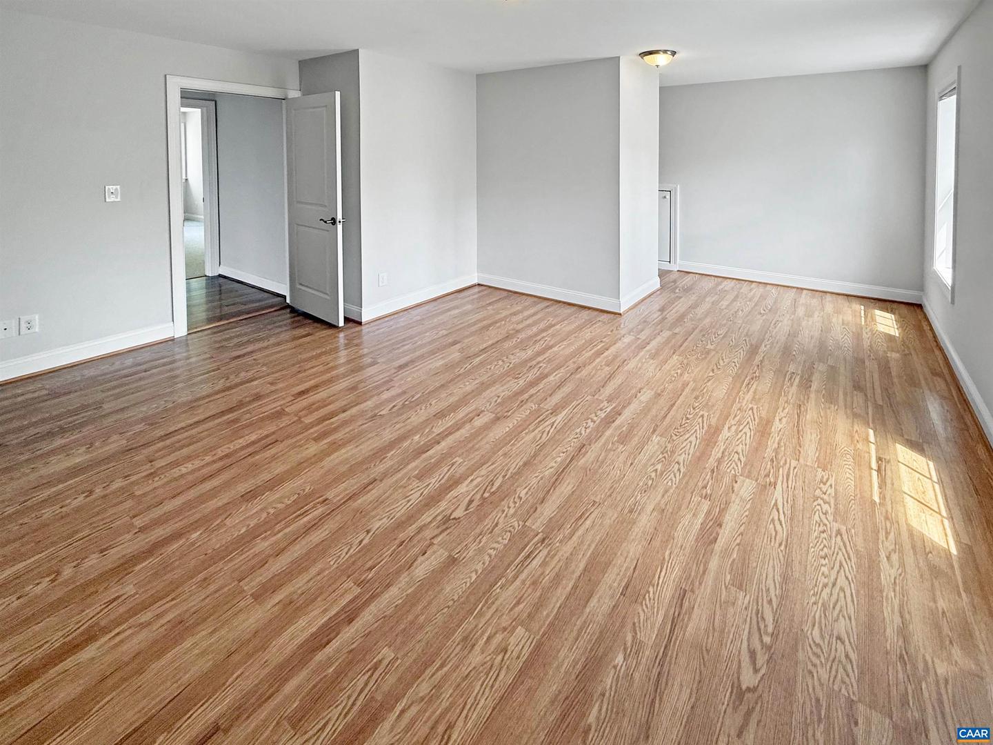 1025 E Pelham Dr Property Photo 36