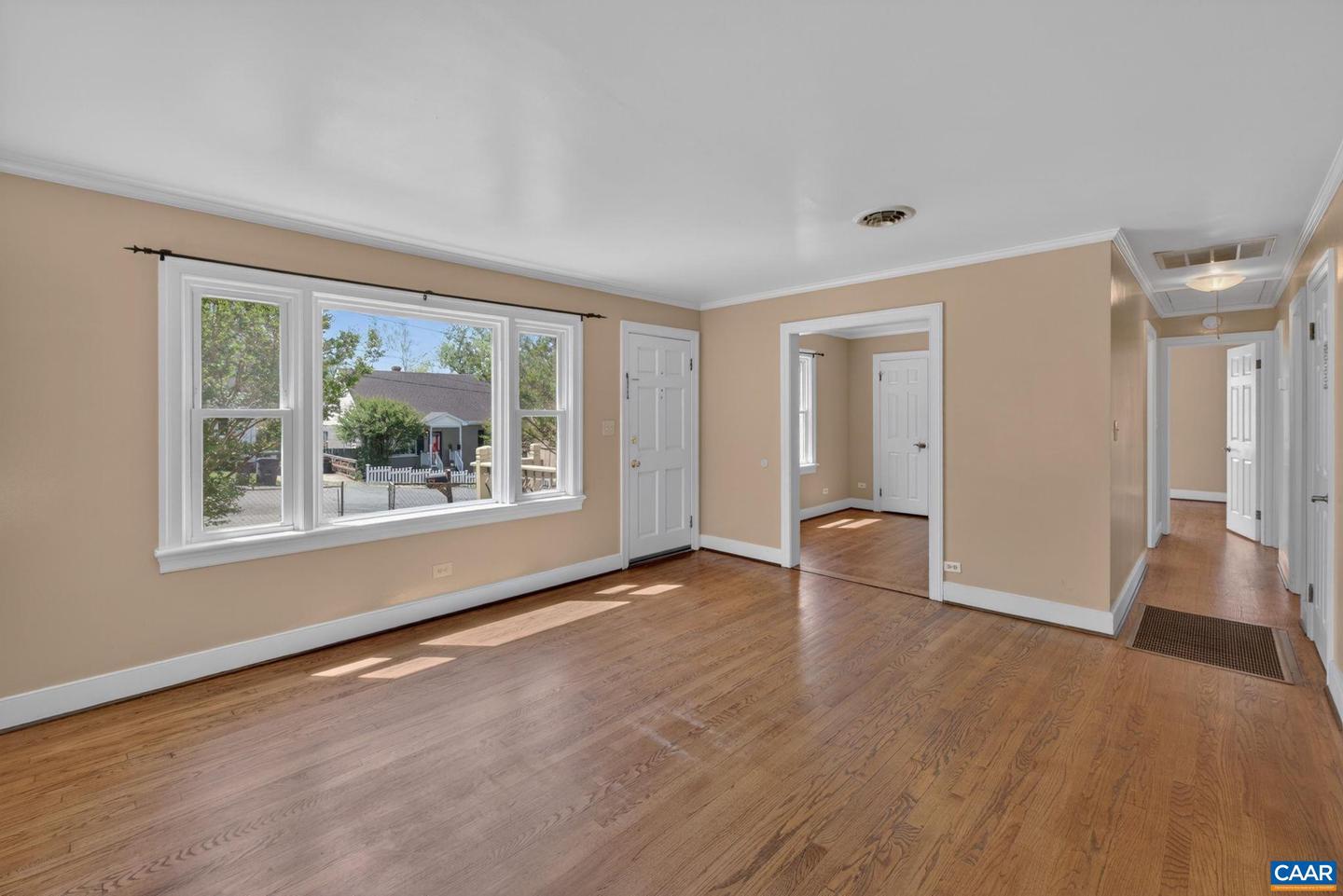 511 Stonehenge Ave Property Photo 7