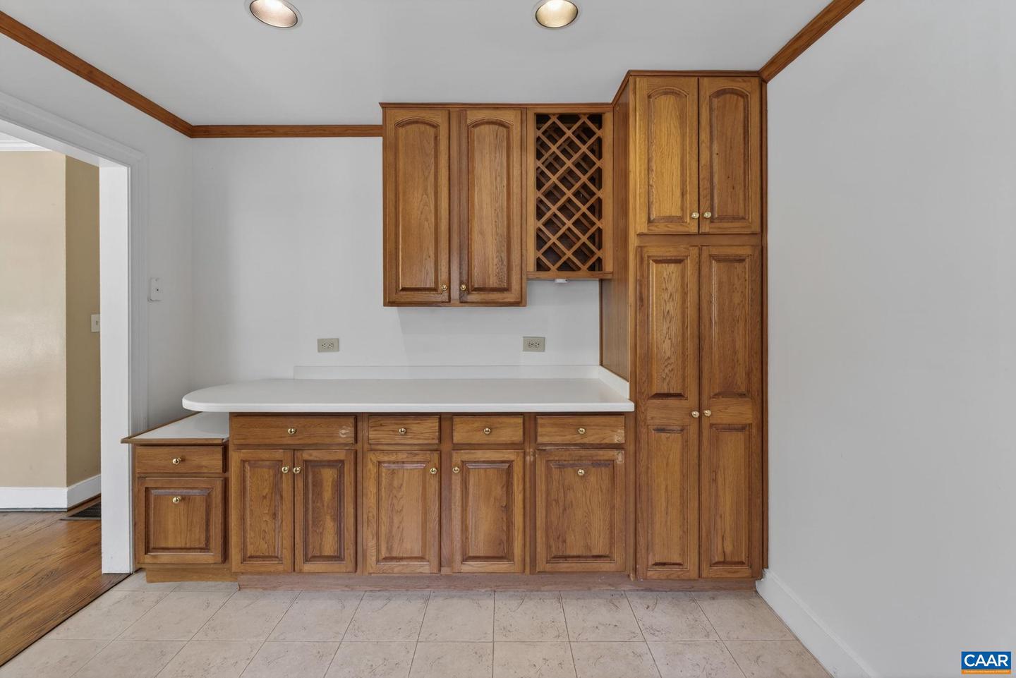 511 Stonehenge Ave Property Photo 15