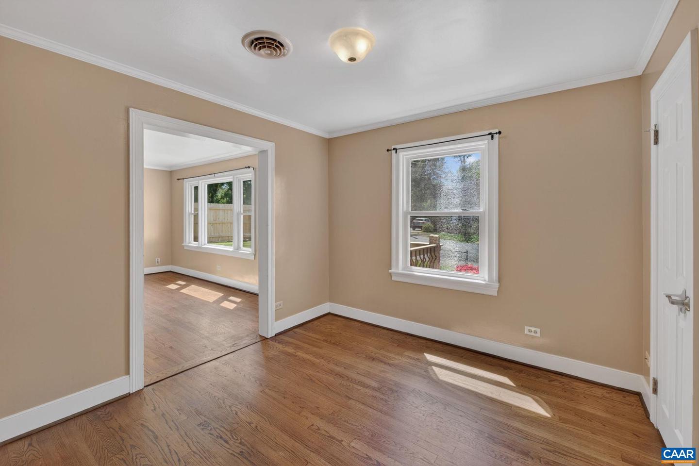 511 Stonehenge Ave Property Photo 17