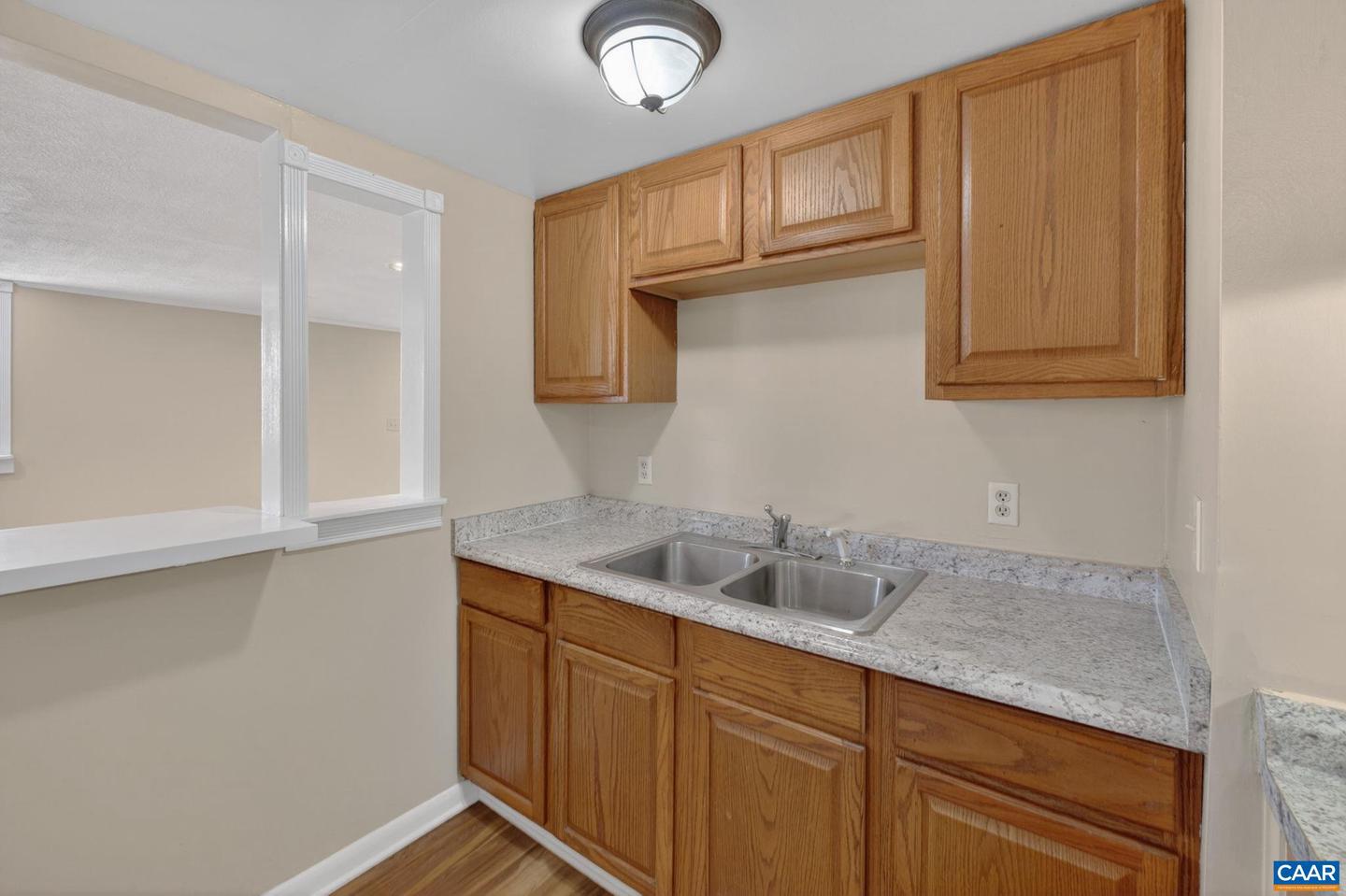 511 Stonehenge Ave Property Photo 27