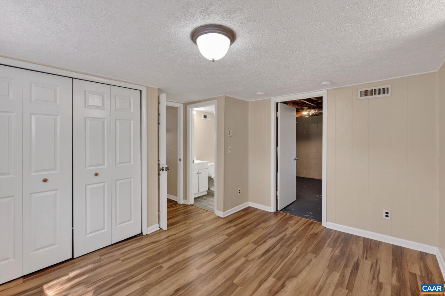 511 Stonehenge Ave Property Photo 31