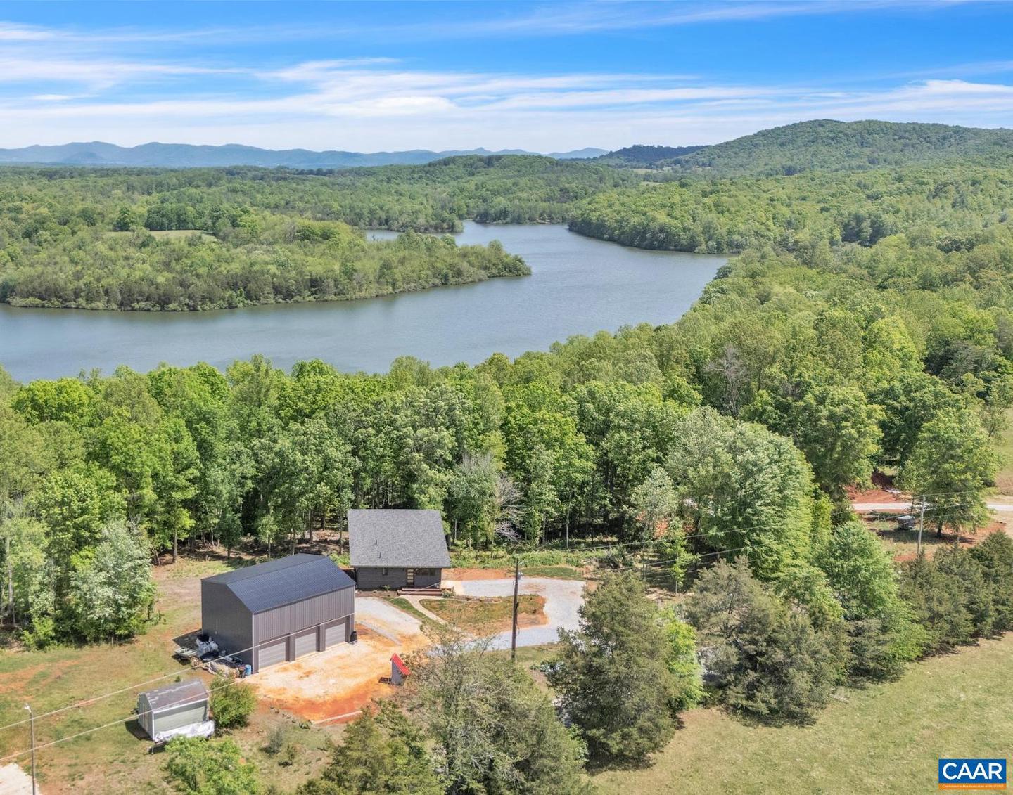2032 Turkey Mountain Rd Property Photo 2