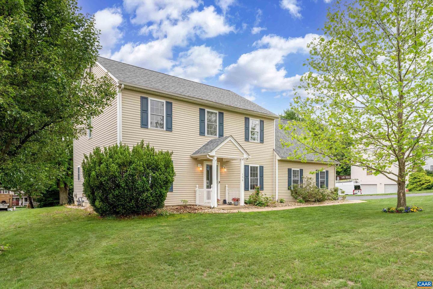 156 Pheasant Run Property Photo 1