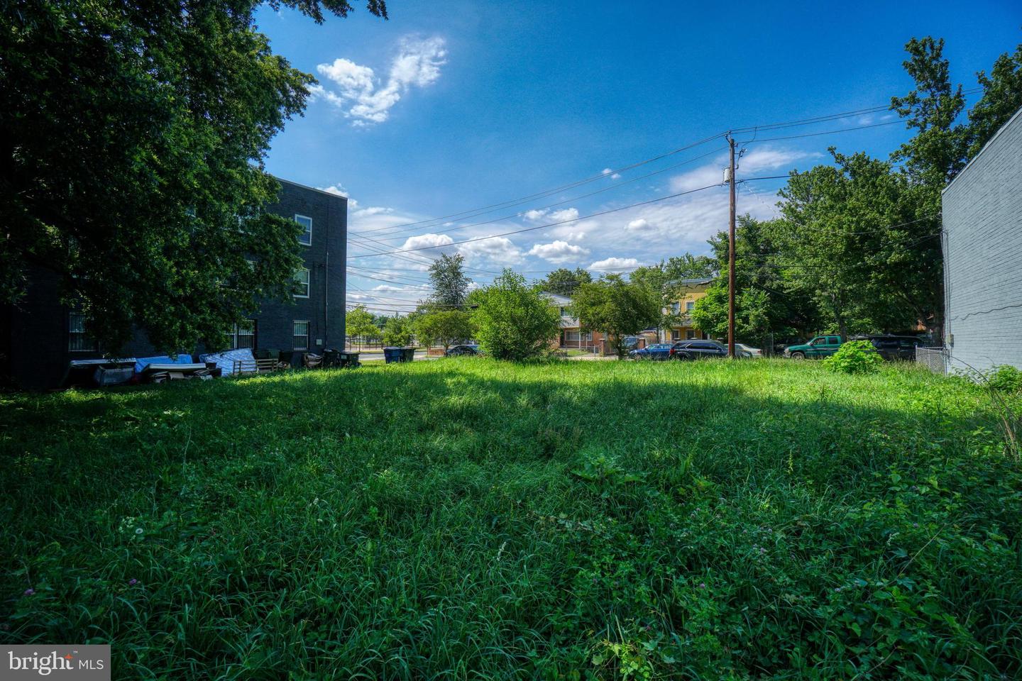 Foote St Ne Property Photo 1