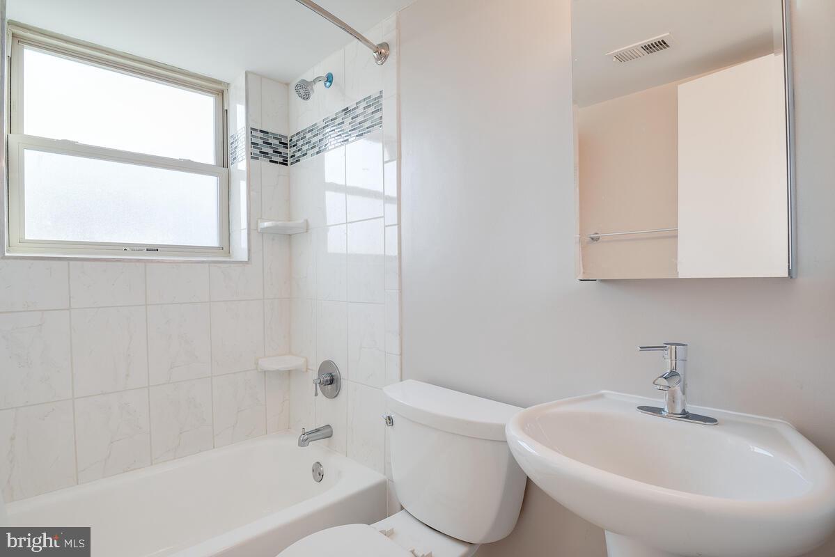 2647 Birney Pl Se #201 Property Photo 26