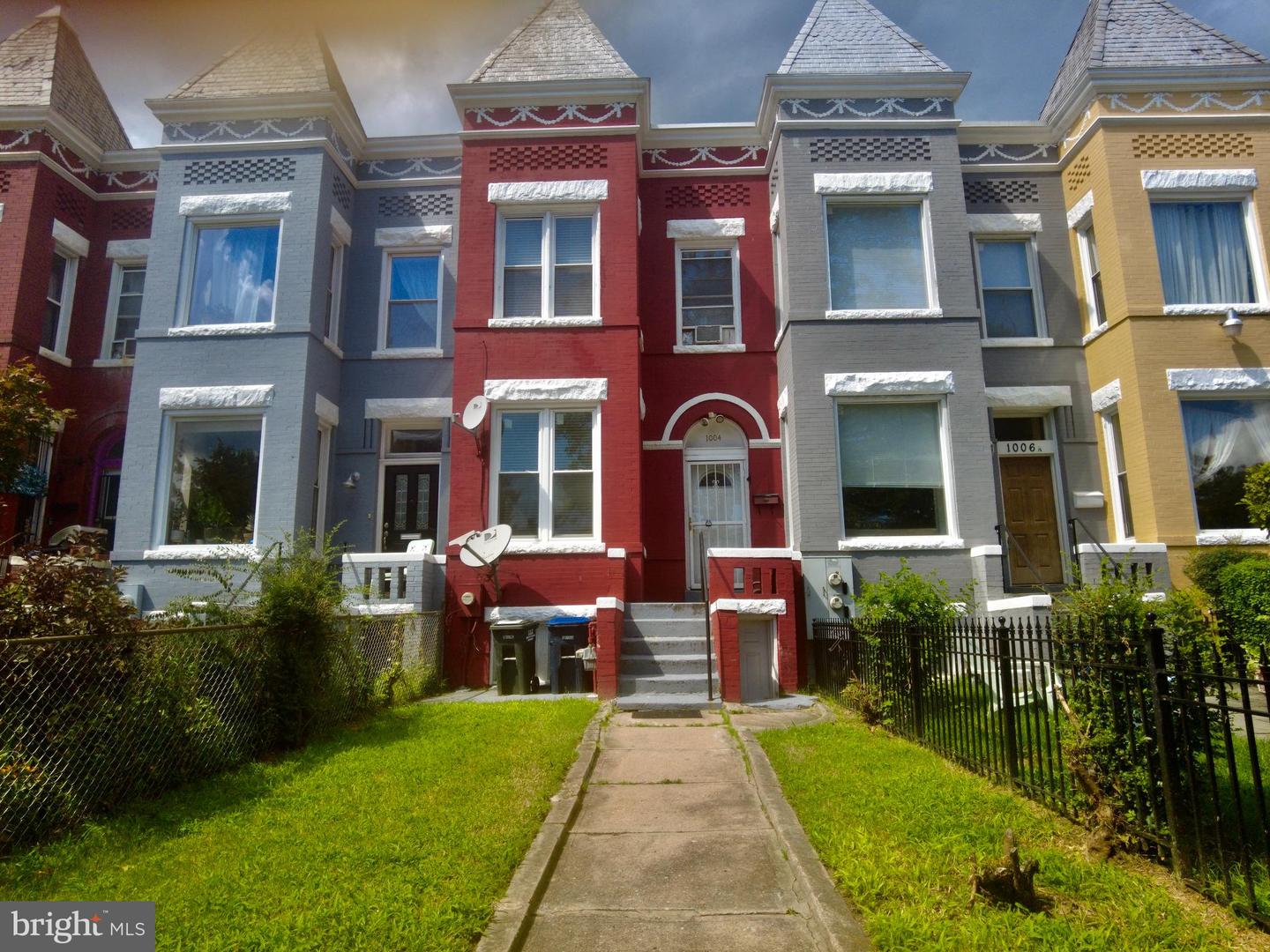 1004 K St Ne Property Photo 2