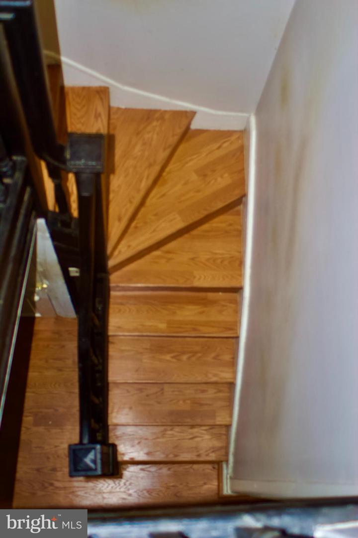 1004 K St Ne Property Photo 5