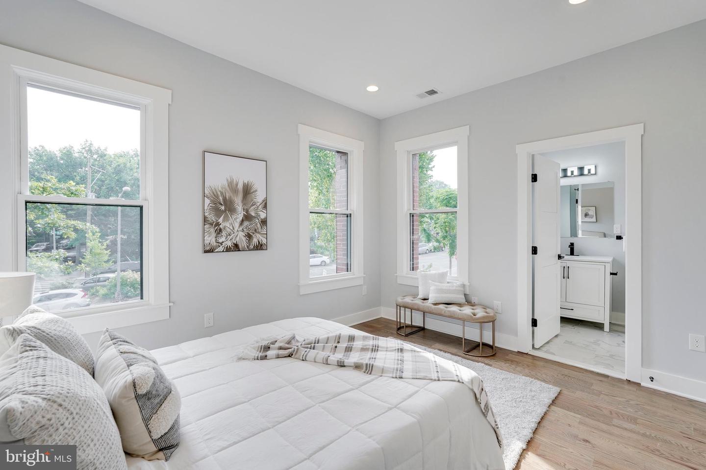 3932 Illinois Ave Nw #a Property Photo 30