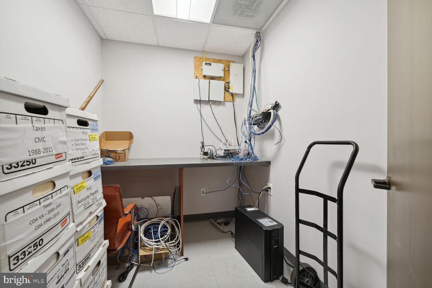 2164-2164 Wisconsin Ave Nw #2164 Property Photo 13