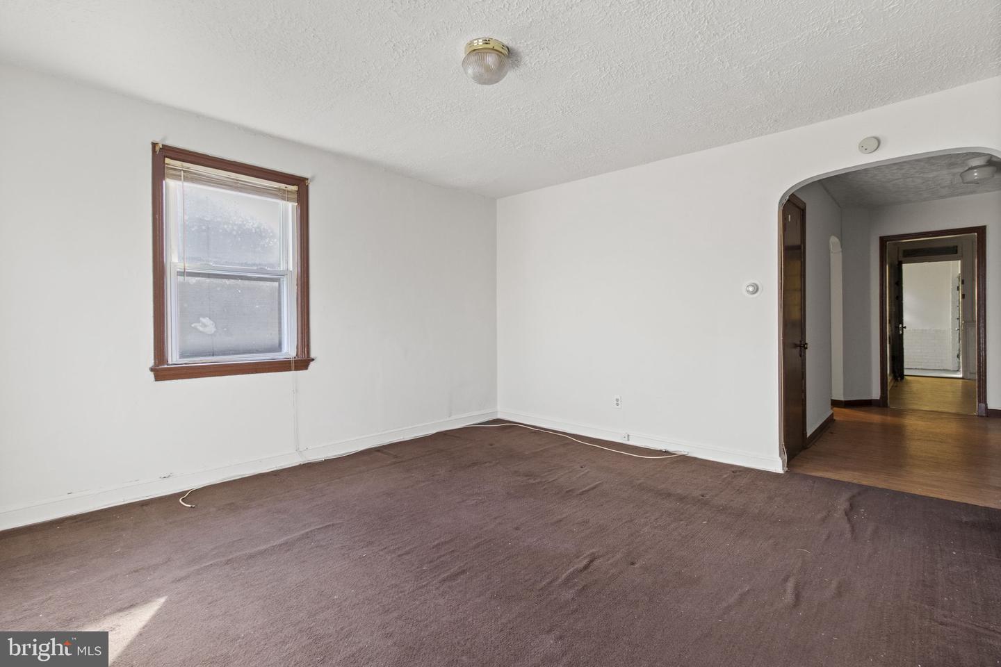 249 Newcomb St Se Property Photo 2