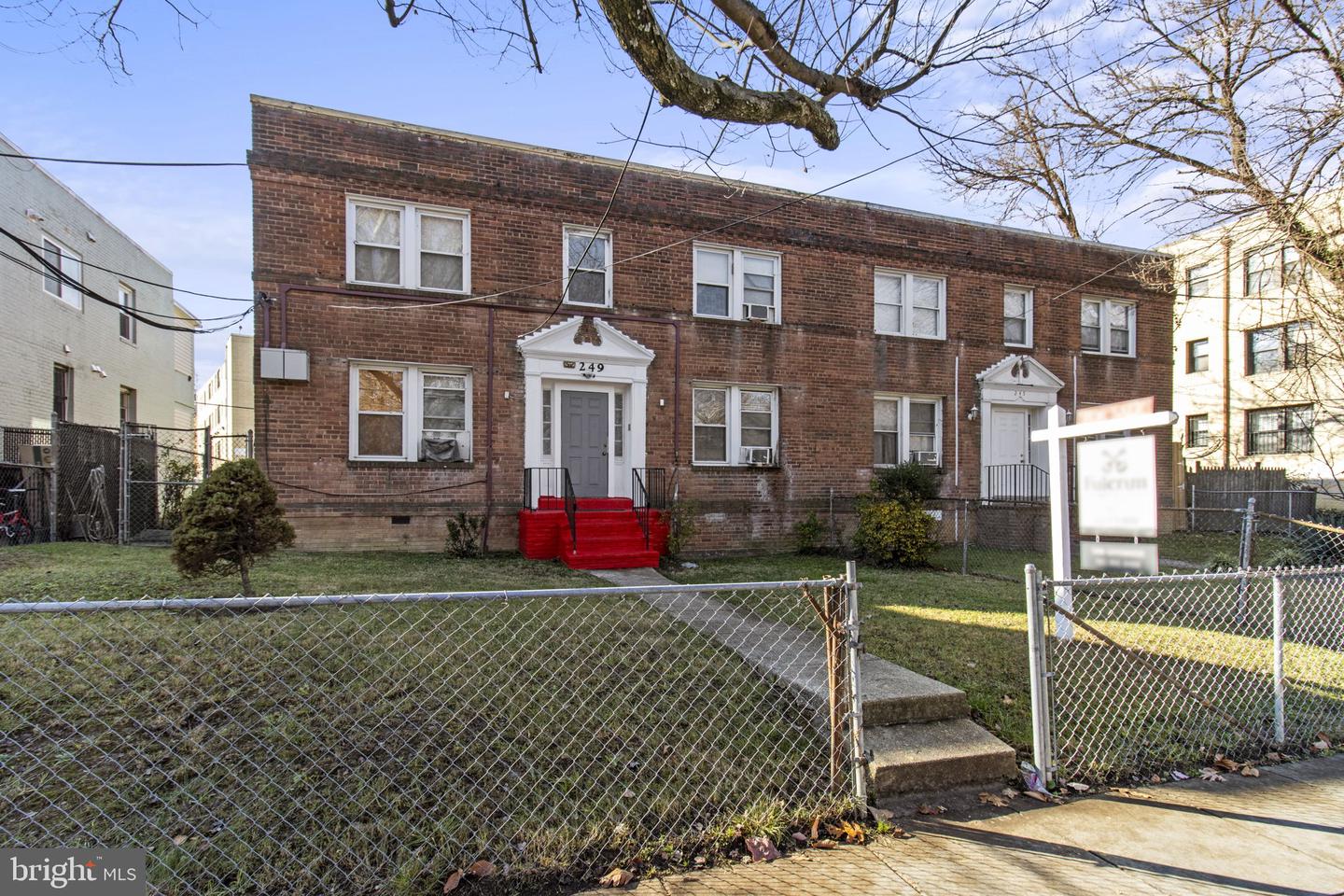 249 Newcomb St Se Property Photo 18