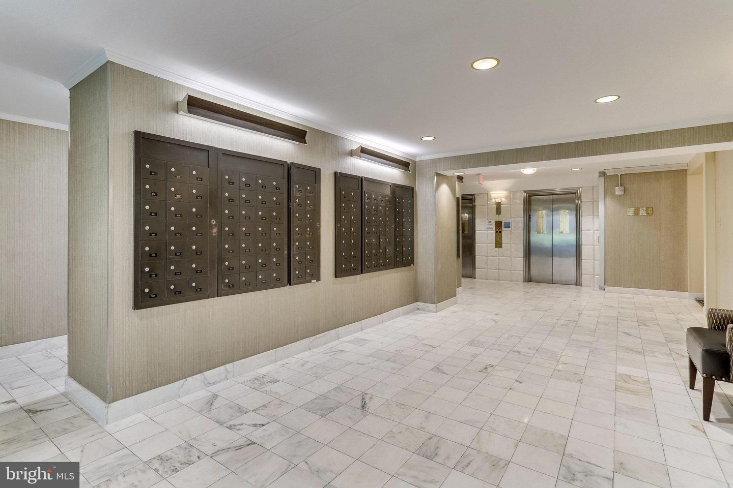 4201 Cathedral Ave Nw #212e Property Photo 14