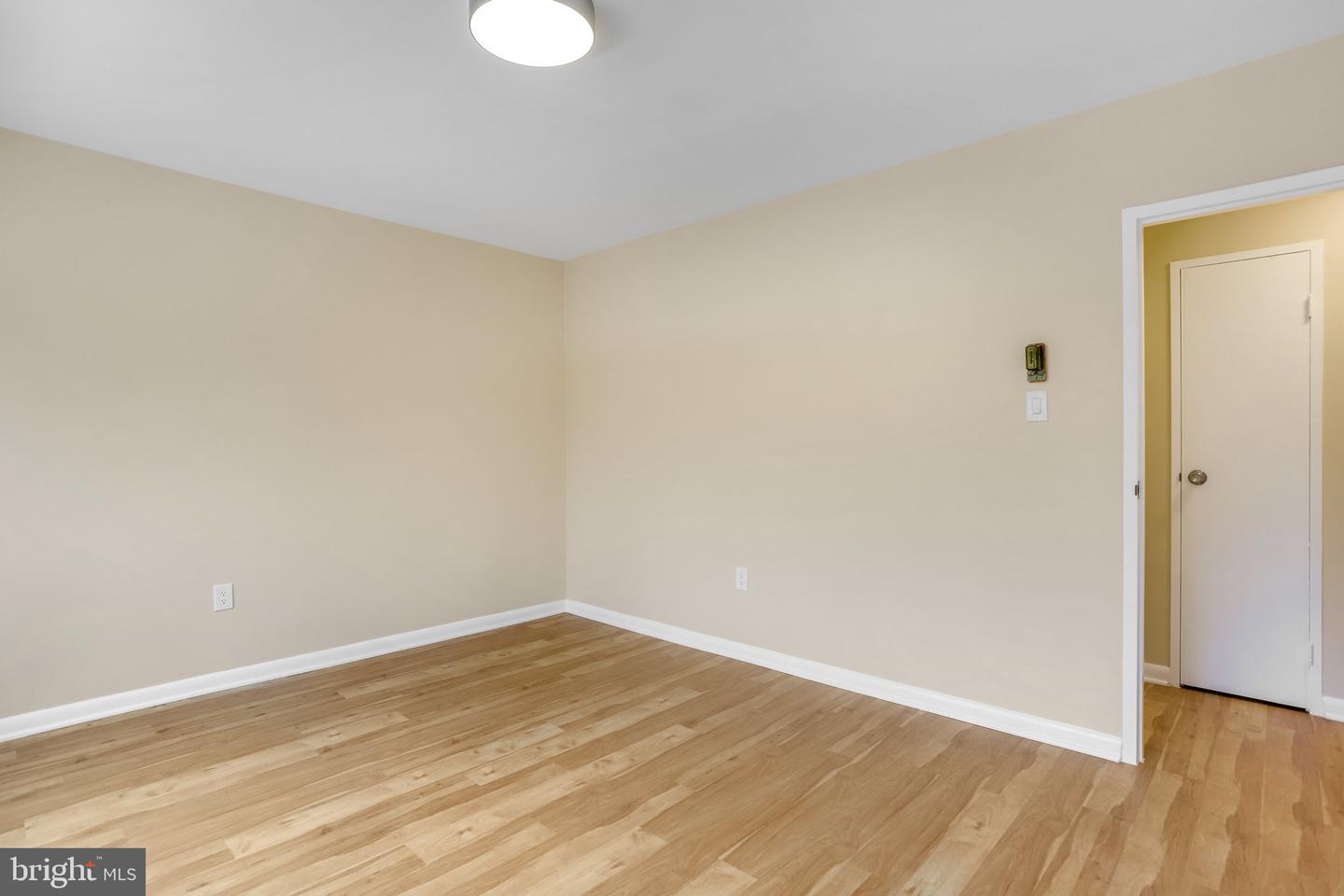 4201 Cathedral Ave Nw #212e Property Photo 34