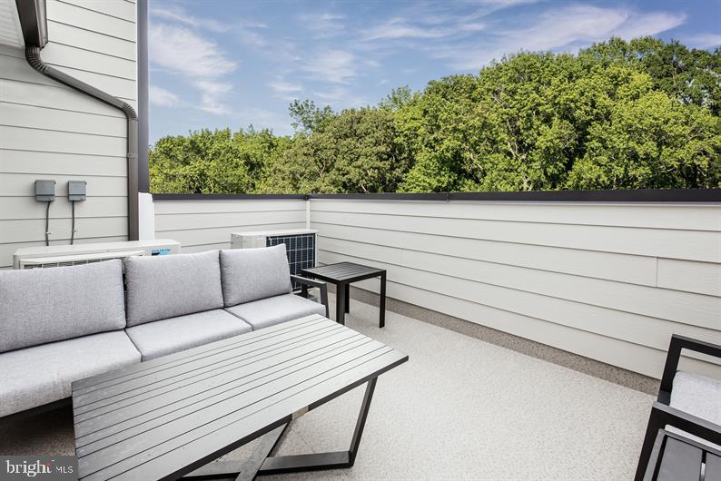 1375 Aspen Street Nw Property Photo 8
