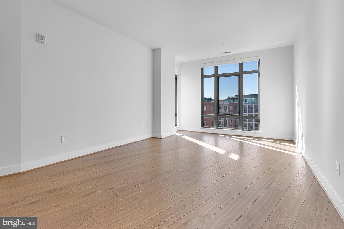880 New Jersey Ave Se #studio Interior Unit Property Photo 6