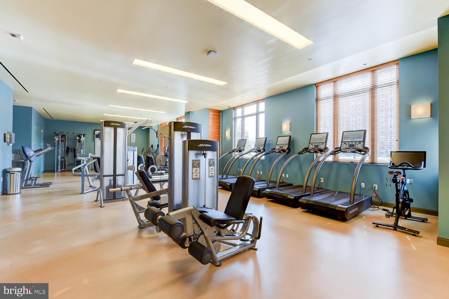 880 New Jersey Ave Se #studio Interior Unit Property Photo 16
