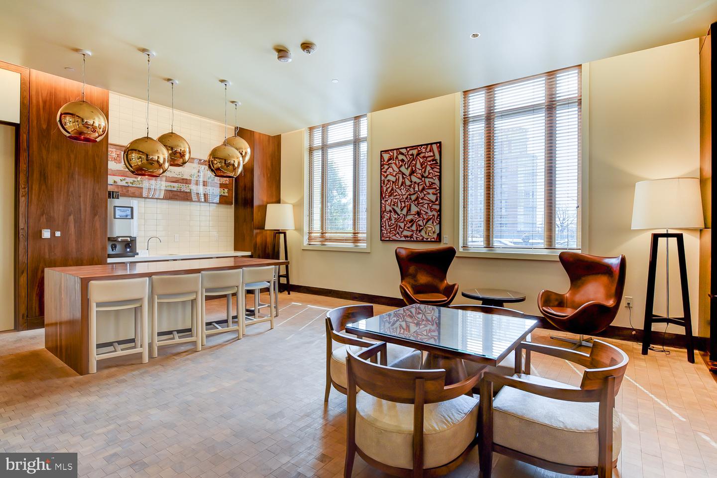 880 New Jersey Ave Se #1 Br Interior Unit Property Photo 21