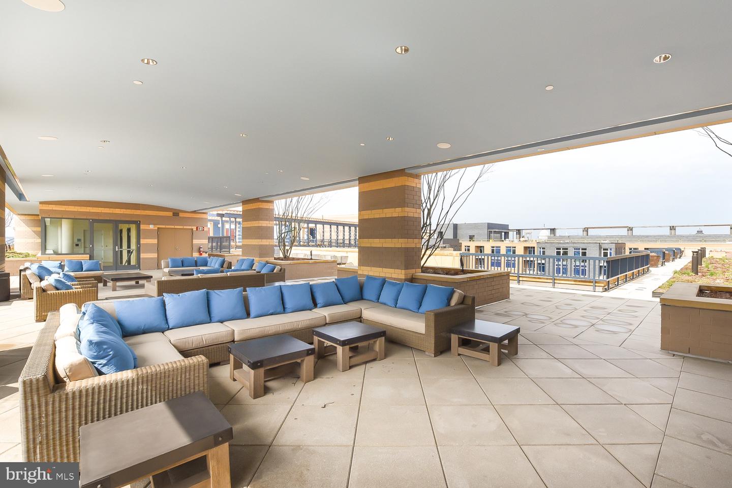 880 New Jersey Ave Se #1 Br Interior Unit Property Photo 22