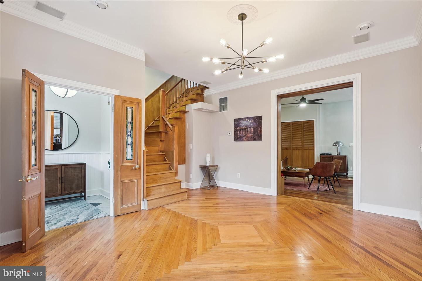 340 10th Street Se Property Photo 4