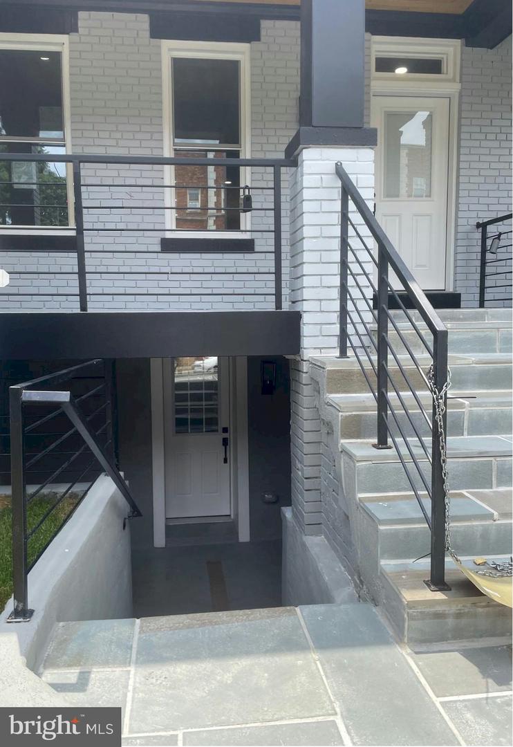 1302 Randolph St Nw Property Photo 3