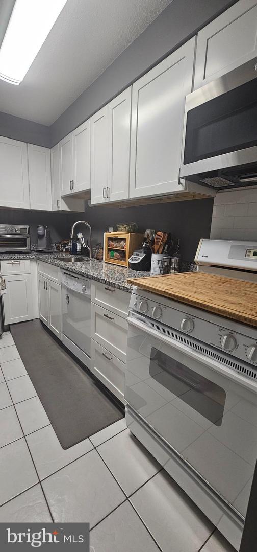 490 M St Sw #w-403 Property Photo 15