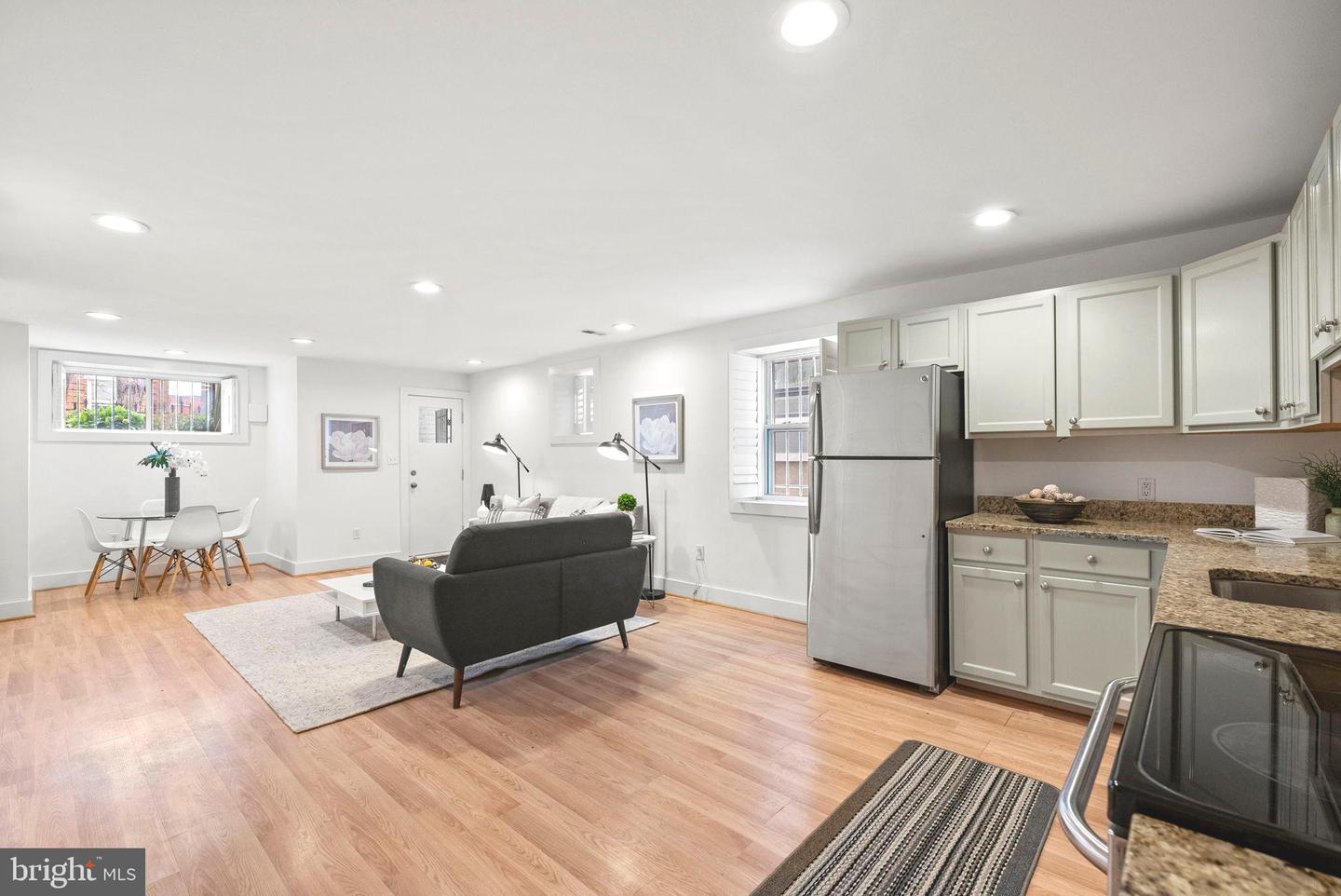 77 U St Nw #2 Property Photo 4
