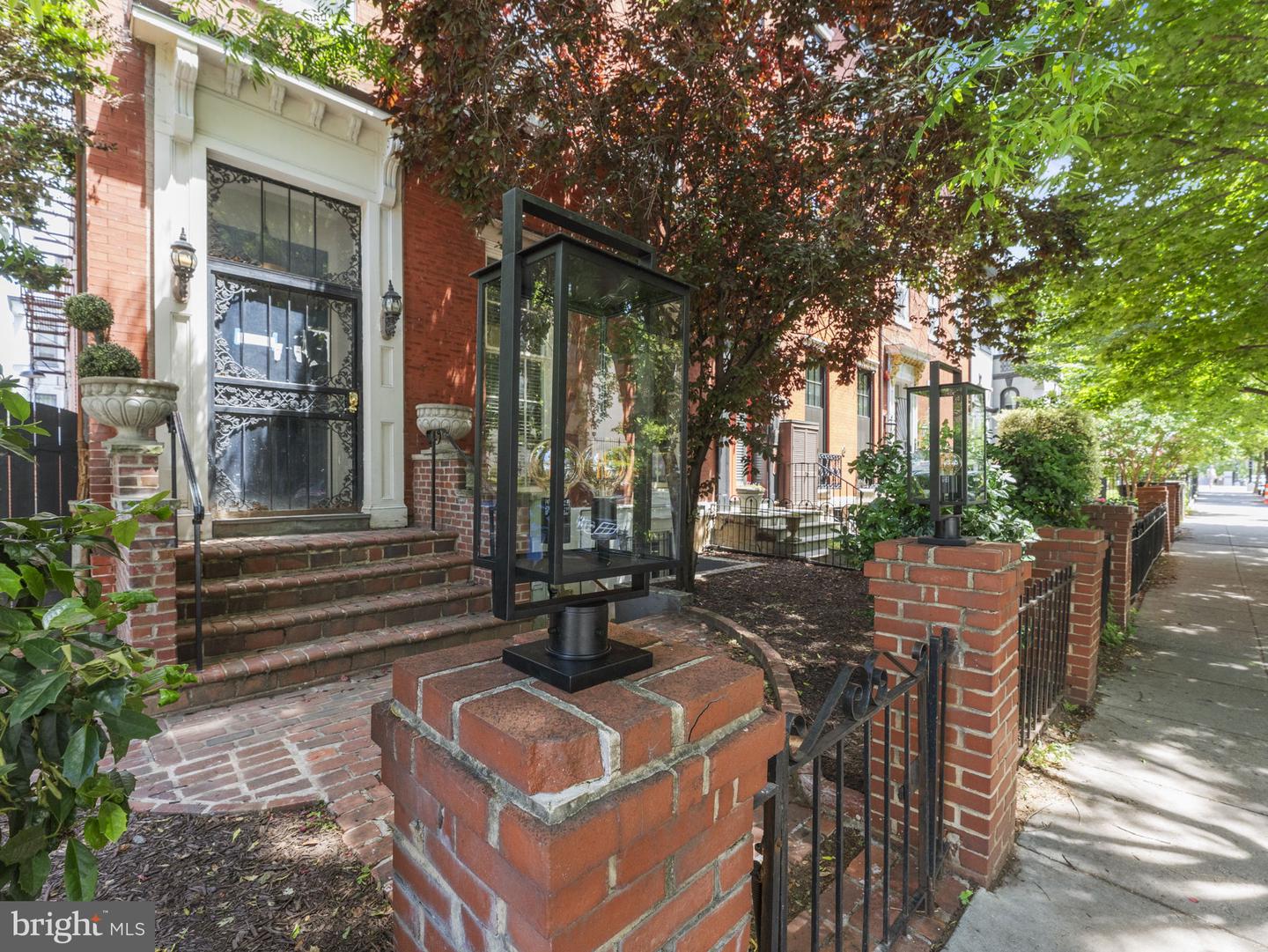 1115 M St Nw Property Photo 2