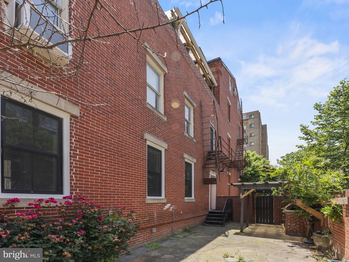 1115 M St Nw Property Photo 43
