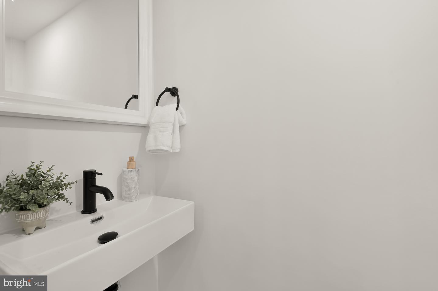 1316 Buchanan St Nw Property Photo 21