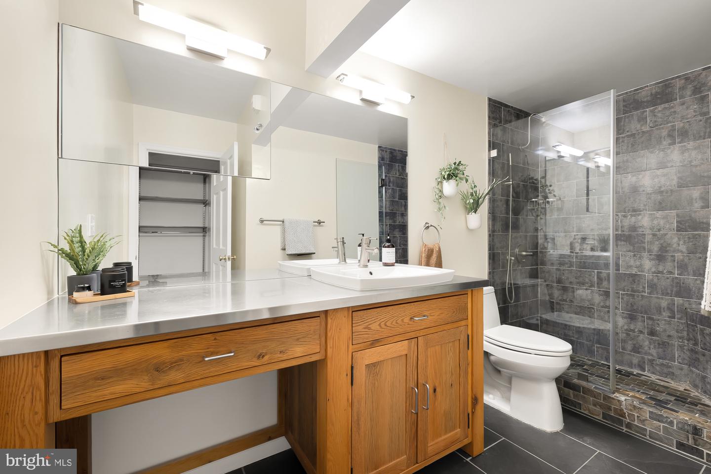 2475 Virginia Ave Nw #200/201 Property Photo 20