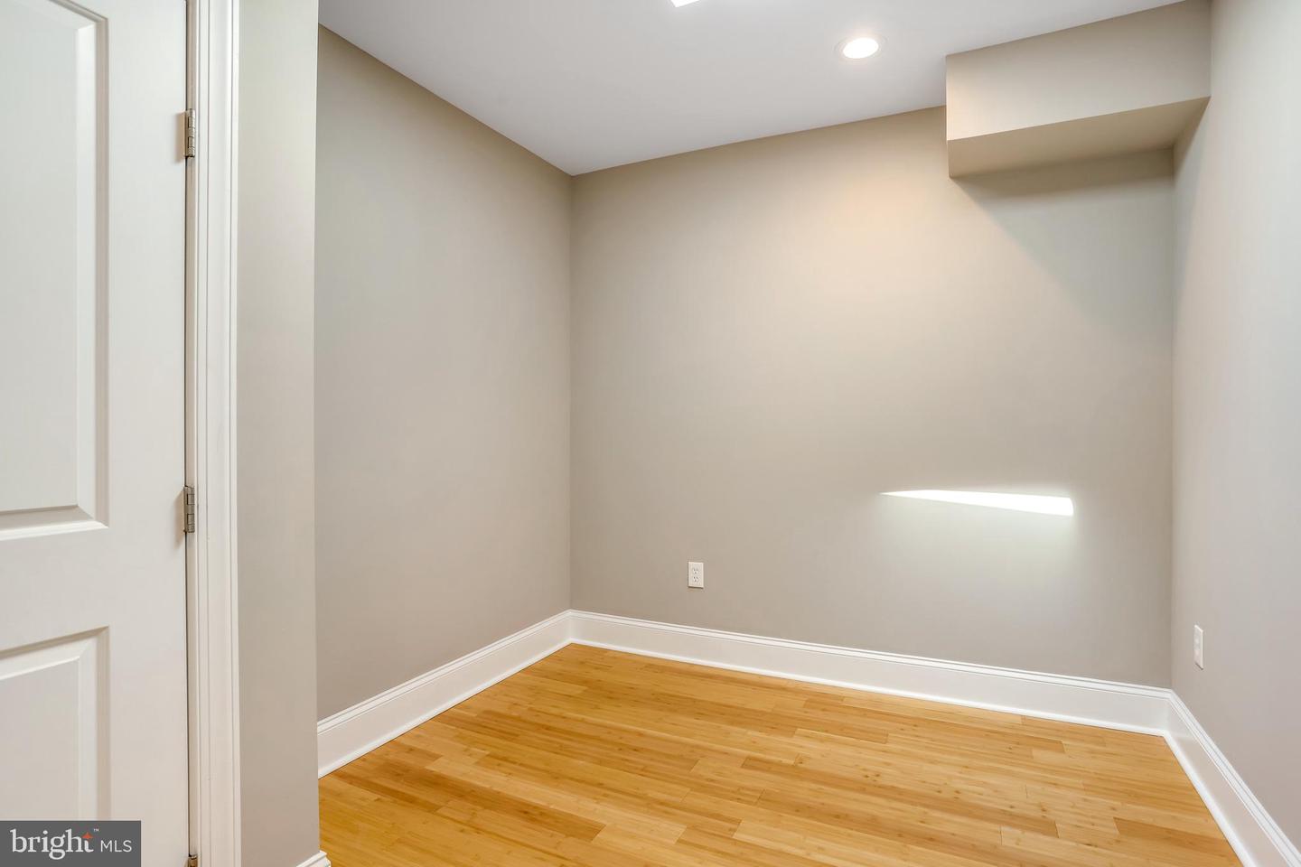 1716 M St Ne Property Photo 19