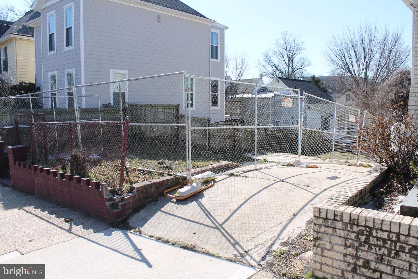 2710 12th St Ne Property Photo 7