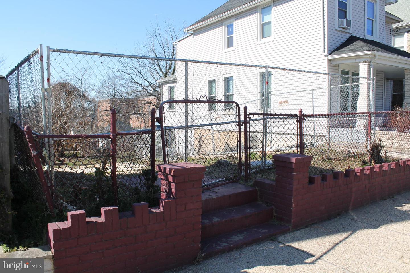 2710 12th St Ne Property Photo 10