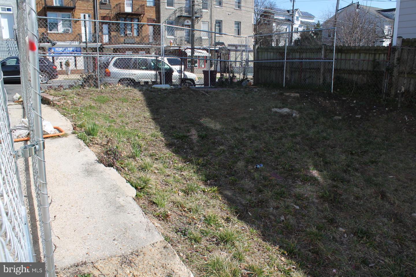 2710 12th St Ne Property Photo 12