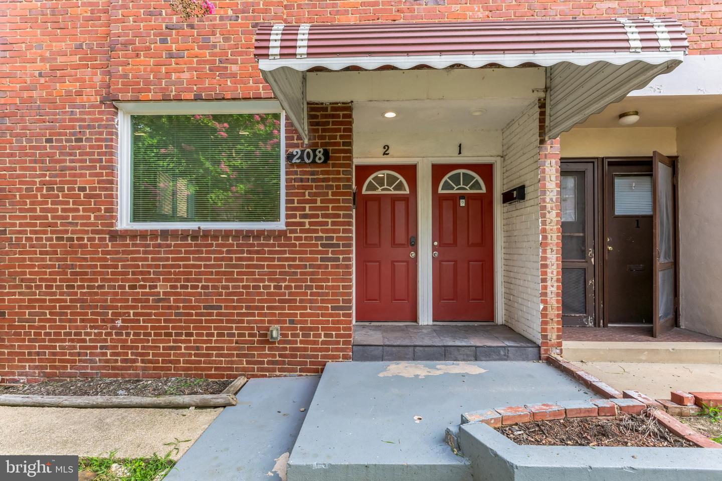 208 Webster St Ne #2 Property Photo