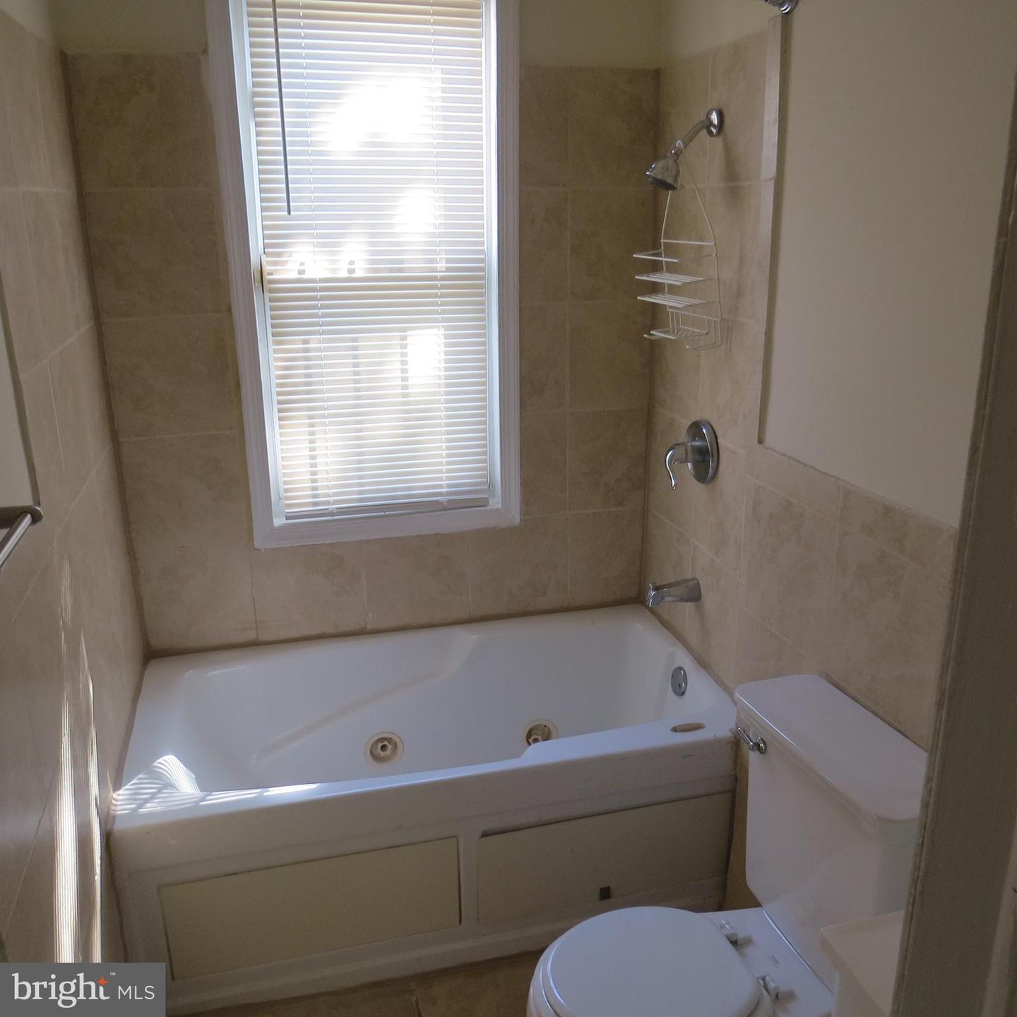 1373 Se K St Se Property Photo 13