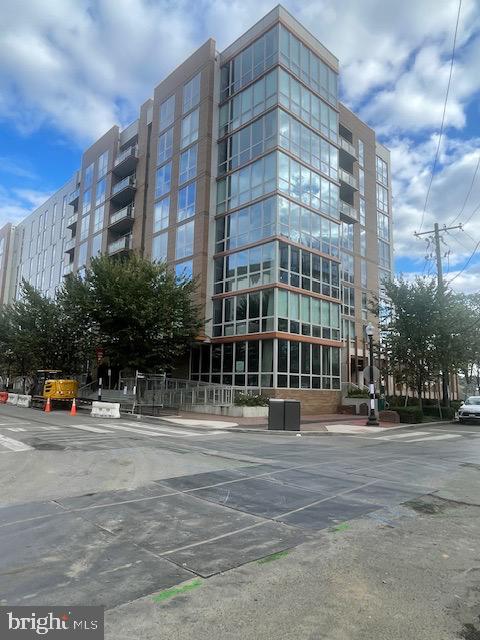 88 V St Sw #r-1 Property Photo 1