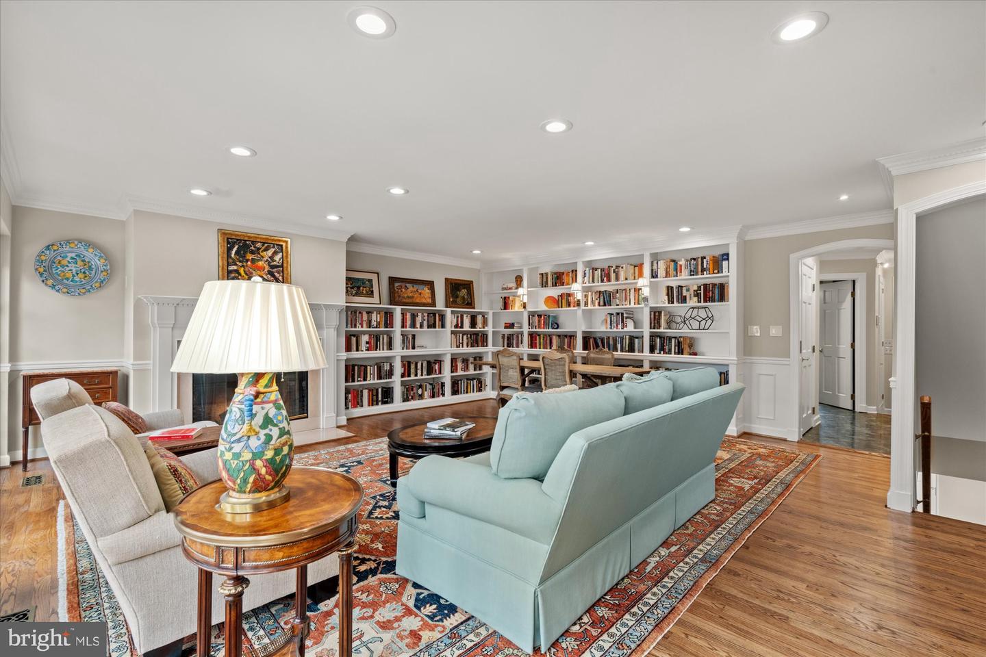 3240 Reservoir Rd Nw Property Photo 4