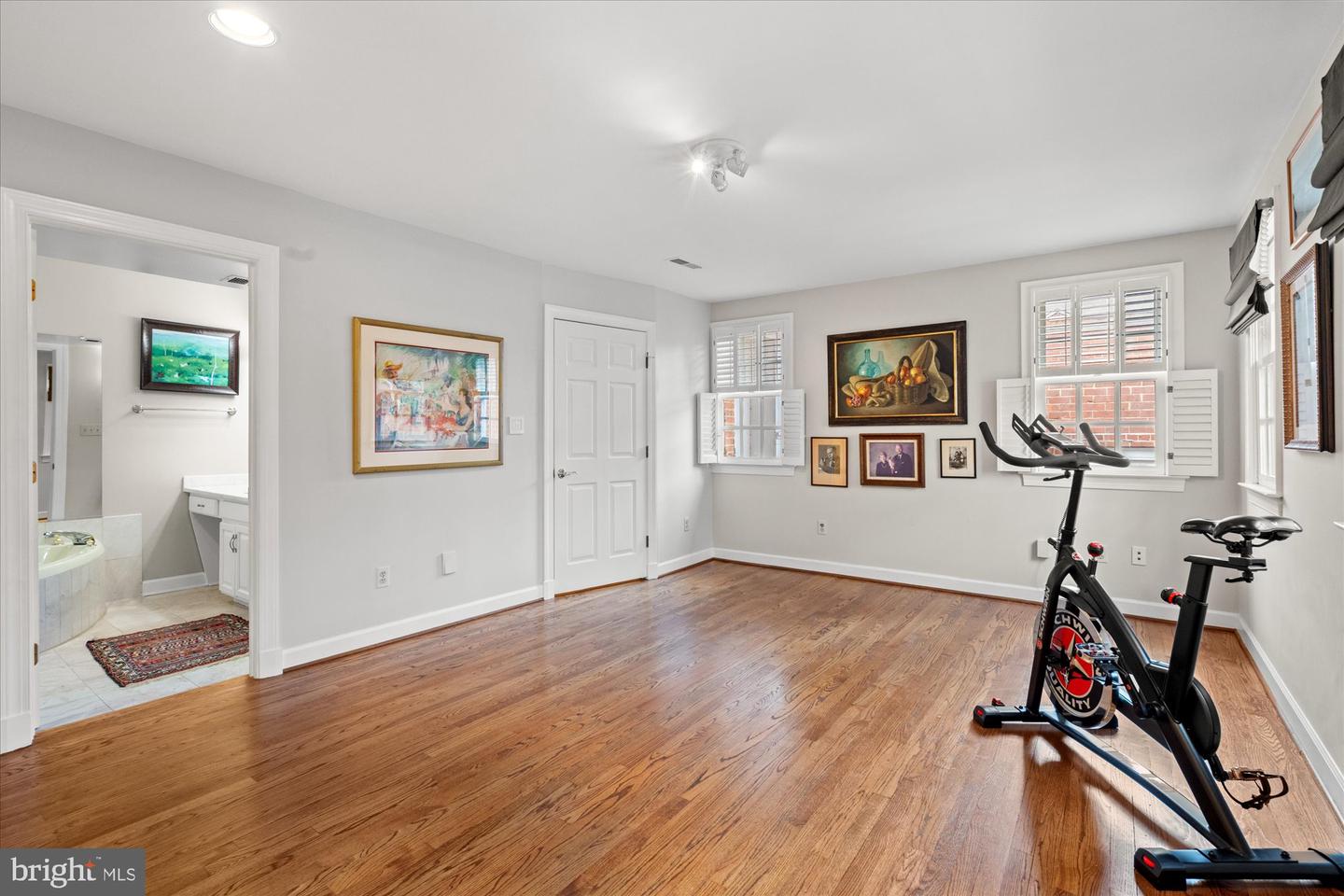 3240 Reservoir Rd Nw Property Photo 24